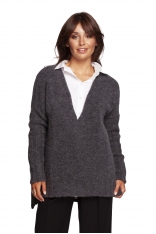 Sweter z  Głębokim Dekoltem V i Wydłużonym Tyłem - Granatowy