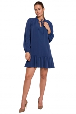 Luźna Mini Sukienka z Wiązaniem przy Dekolcie - Niebieska