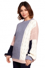 Wielokolorowy Sweter z Warkoczem Zakładany przez Głowę - Model 3