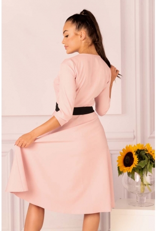 Pudrowa Rozkloszowana Sukienka Zapinana na Guziki