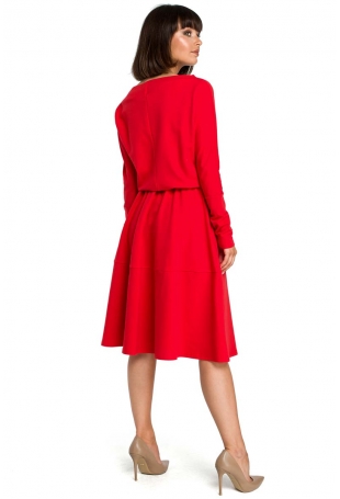 Czerwona Rozkloszowana Dzianinowa Sukienka z Gumką w Tali