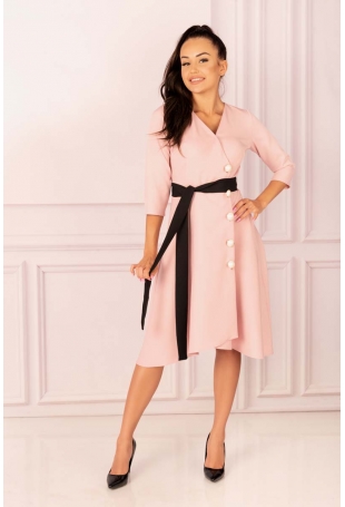 Pudrowa Rozkloszowana Sukienka Zapinana na Guziki