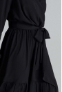 Czarna Rozkloszowana Sukienka z Kopertową Górą