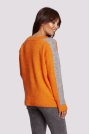 Sweter w Serek z Lampasami - Jasnopomarańczowy